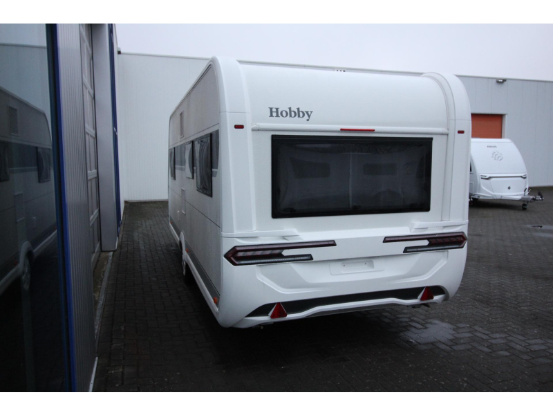 Hobby De Luxe 540 UL Enkele bedden & rondzit! 