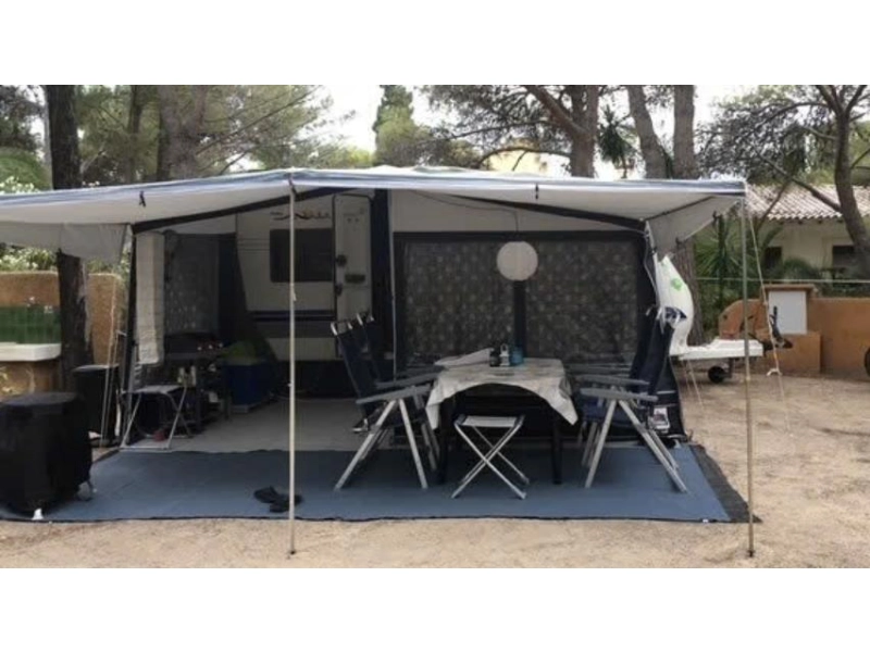 Hobby De luxe Easy 450 UF dwars bed rondzit toilet  foto: 15
