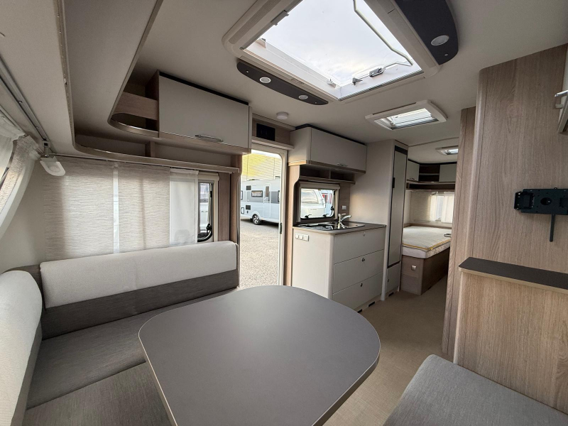 Bürstner Premio 530 TL Top conditie!  foto: 6