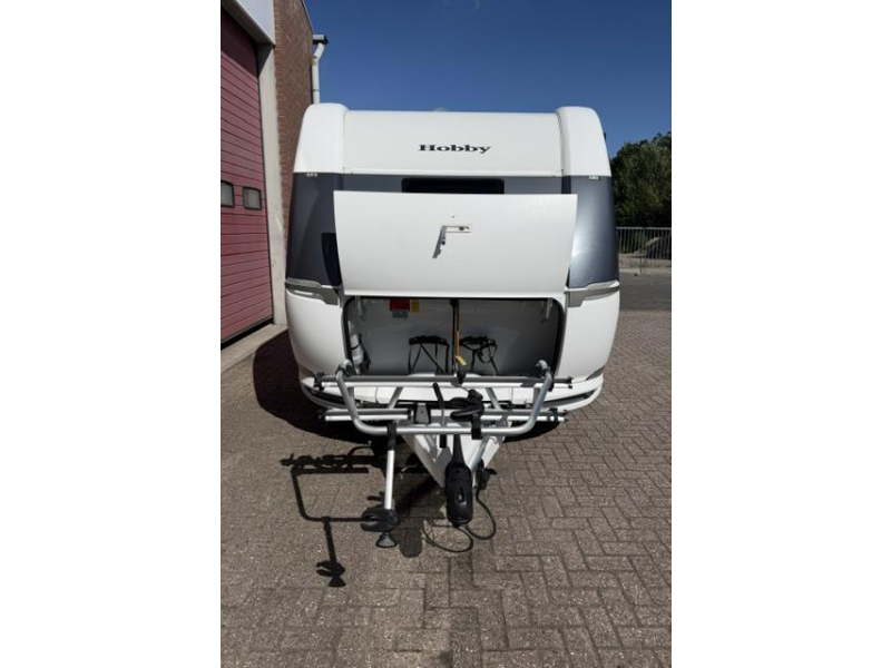 Hobby De Luxe 460 UFE Incl. Mover Fietsendrager  foto: 8