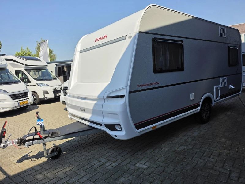 Dethleffs Summer Edition 460 EL Airco, Enkele bedden 