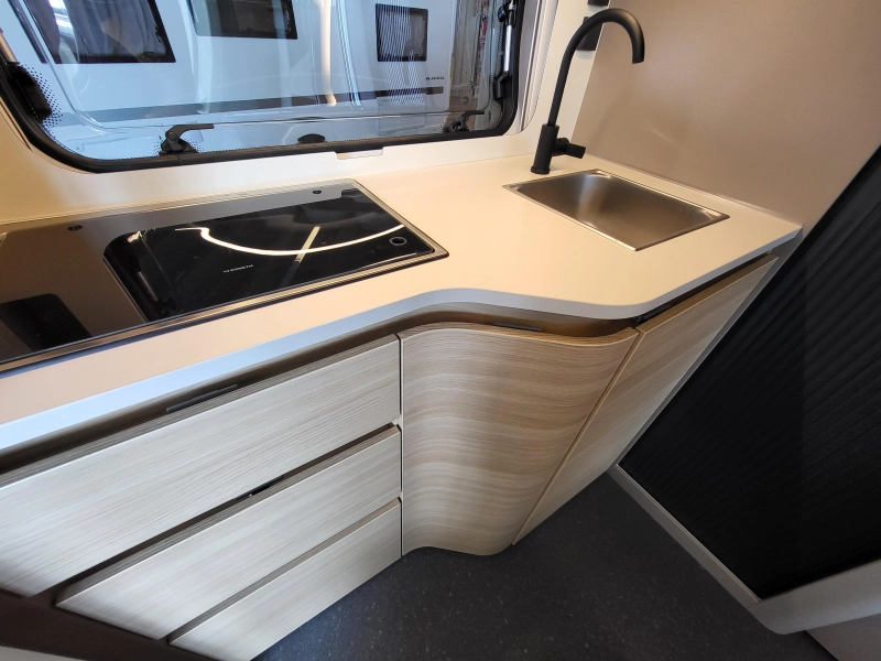 Adria Action 391 LH volledig polyester  foto: 8