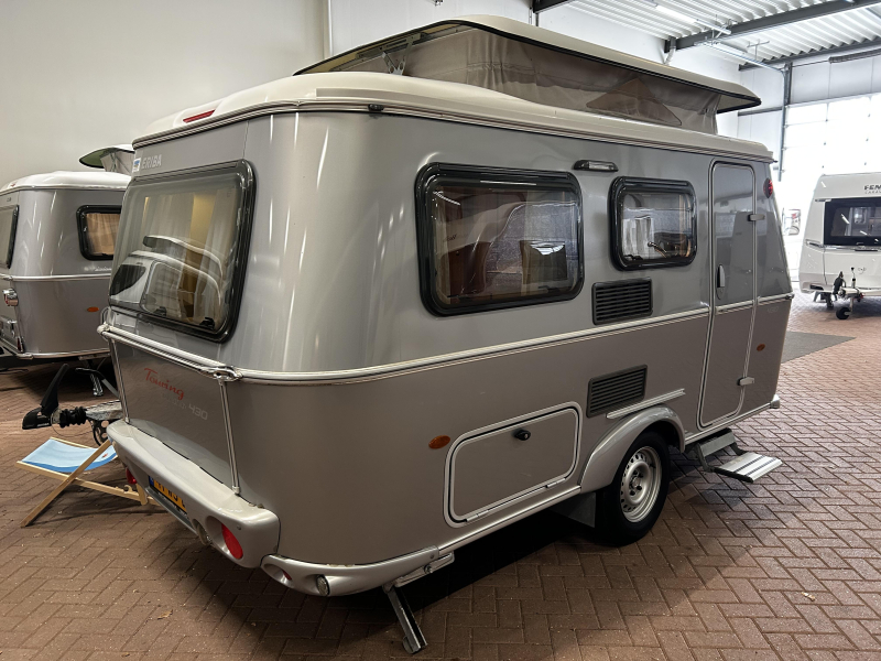 Eriba Touring Triton 430 Met Unico Verona luifel  foto: 1