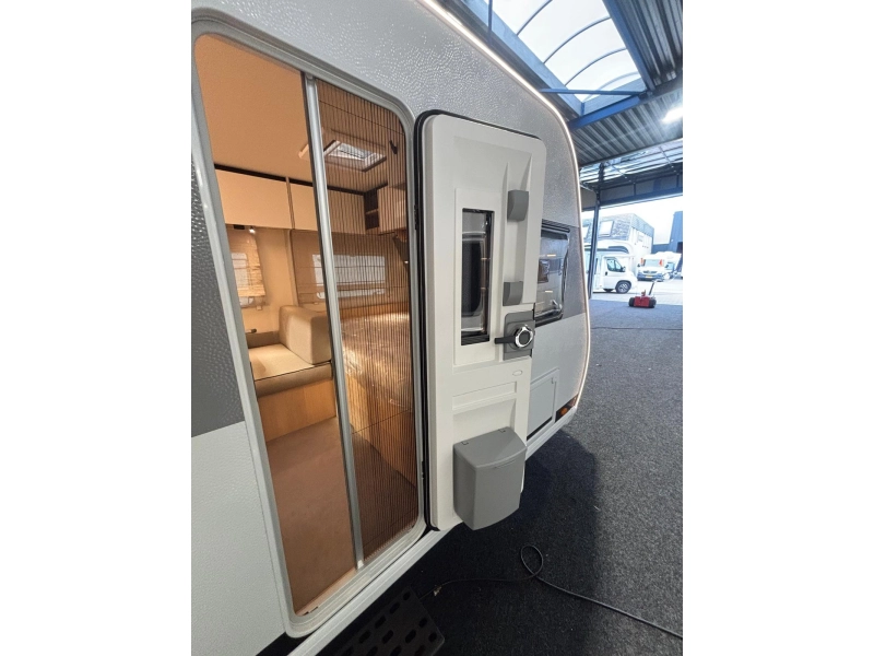 LMC Style 490 K model 2027, stapelbed  foto: 25