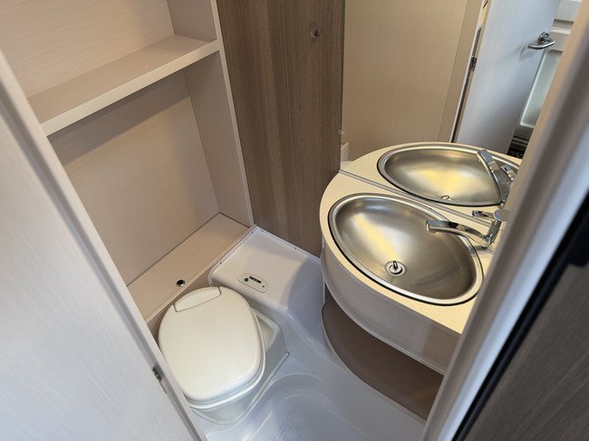 Dethleffs C-JOY 420 QSH foto: 10