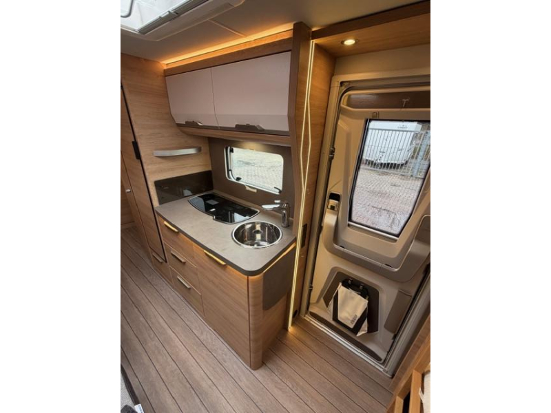 Knaus Sudwind 60 Years 540 FDK Incl. Mover en Luifel  foto: 15