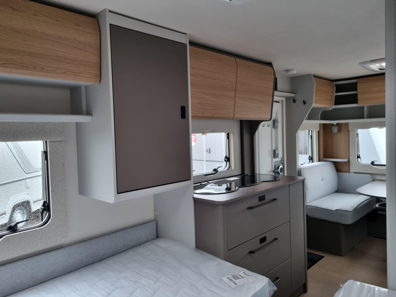 Bürstner B66 490 TL - Enkele bedden -  foto: 10