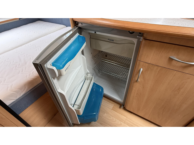 Hobby De luxe Easy 450 UF dwars bed rondzit toilet  foto: 8