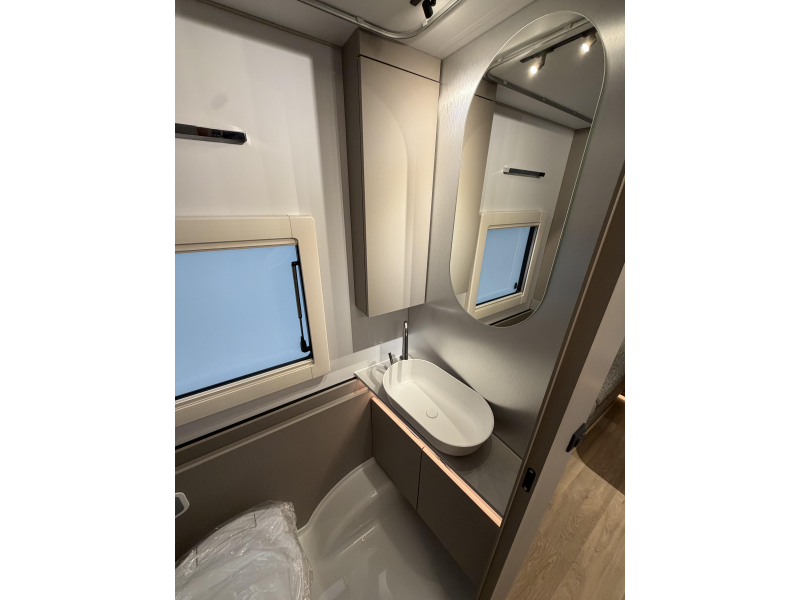 Adria Alpina Model 2027  foto: 17