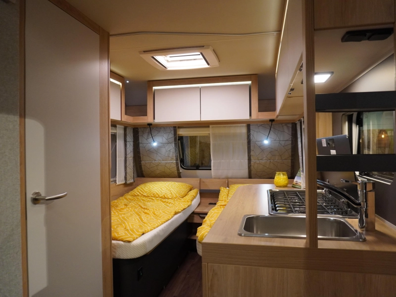 Knaus Sport 460 EU ENKELE BEDDEN / RUIME ZIT 