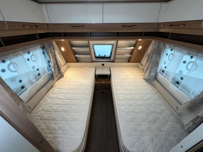 Hobby De Luxe 495 UL IC Silverline foto: 4