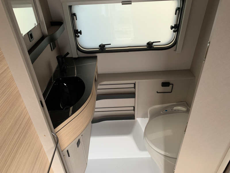 Eriba Touring 530 Tango Red Editie  foto: 5