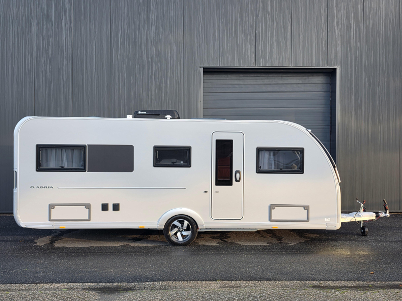 Adria Alpina 583 UL  foto: 1