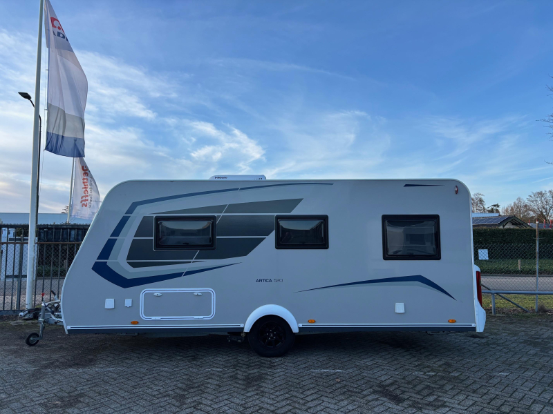 Caravelair Artica 520 Fransbed + Mover  foto: 6
