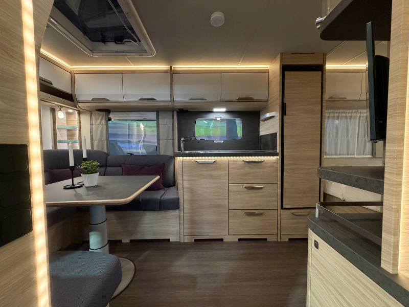 Knaus Sudwind 60 Years 500 FU Mover-Cassetteluifel  foto: 9