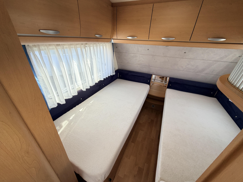 Knaus Sudwind Premium Line 500 EU Enk. bedden Mover Cas lui  foto: 7