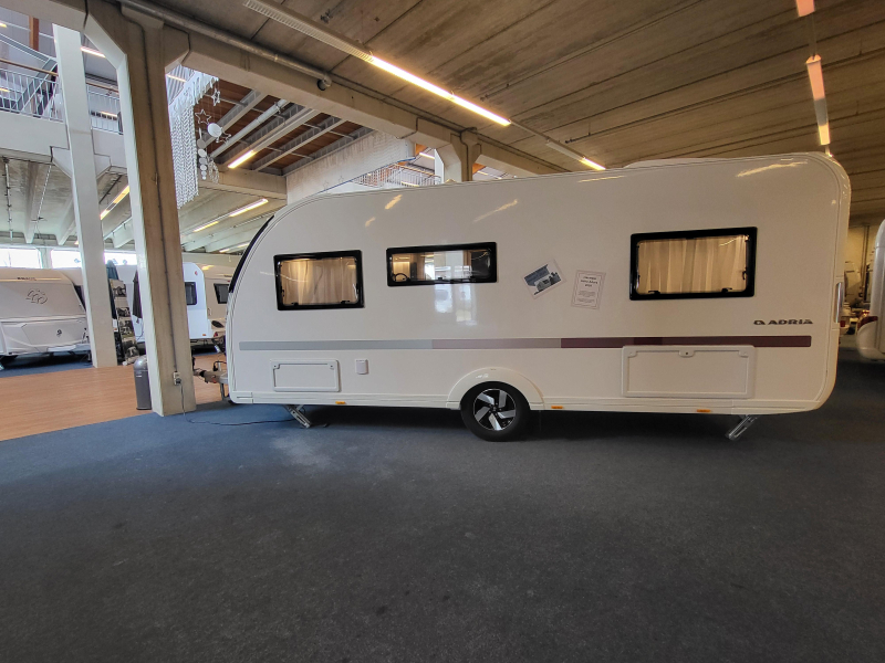 Adria Adora 522 UP nieuwste uitvoering  foto: 9
