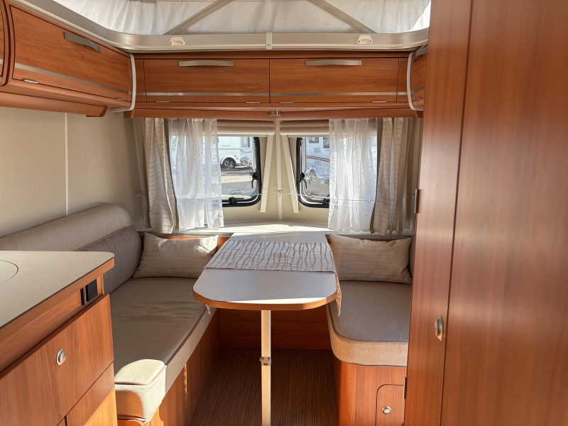 Eriba Touring 418 Mover/Unico luifel  foto: 5
