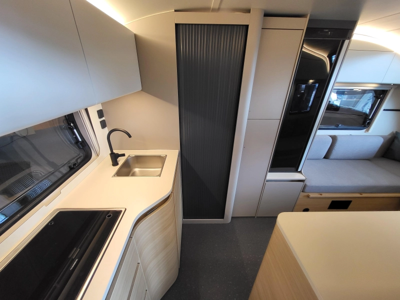 Adria Action 391 LH volledig polyester  foto: 4