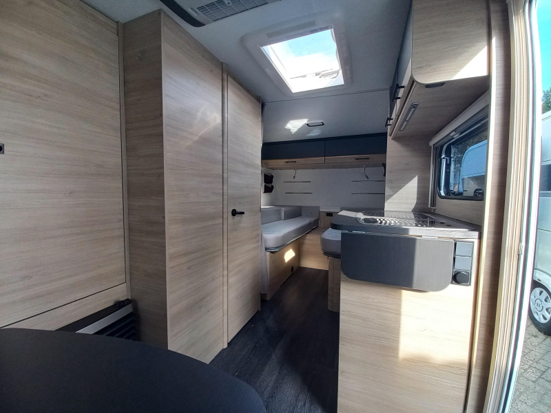 Caravelair Antares Titanium 450 cassette-airco-mover-etc  foto: 7