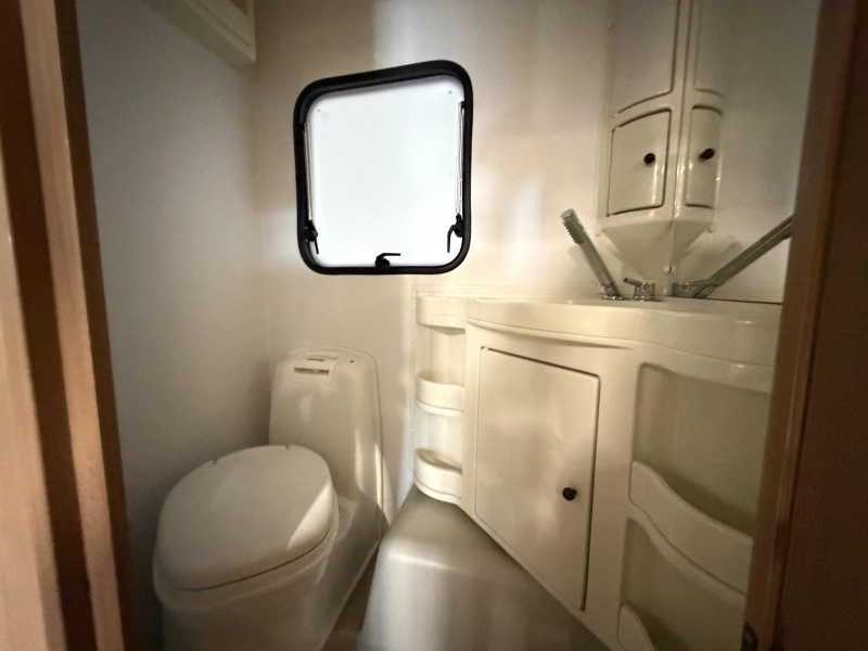 Adria Aviva 370 CP Mover | Stapelbed | Fiets  foto: 14