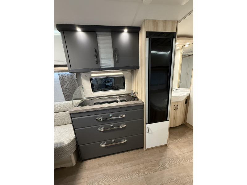 Hobby De Luxe 460 UFE Nieuw | Actie model 2026  foto: 9