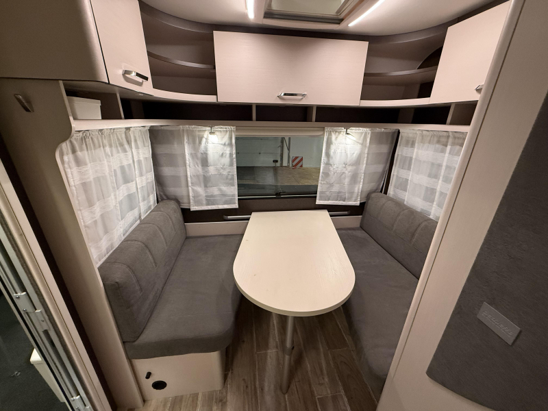Dethleffs C'Go 475 EL 2 BEDDEN MOVER LUIFEL  foto: 18