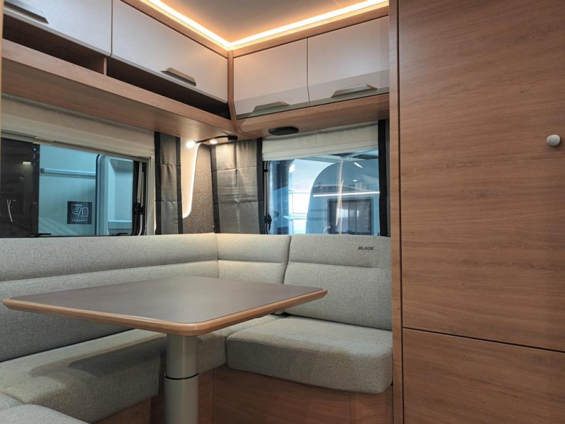 Knaus Sudwind Black Selection 500 EU 