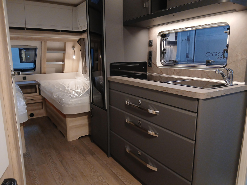 Hobby De Luxe 495 UL 