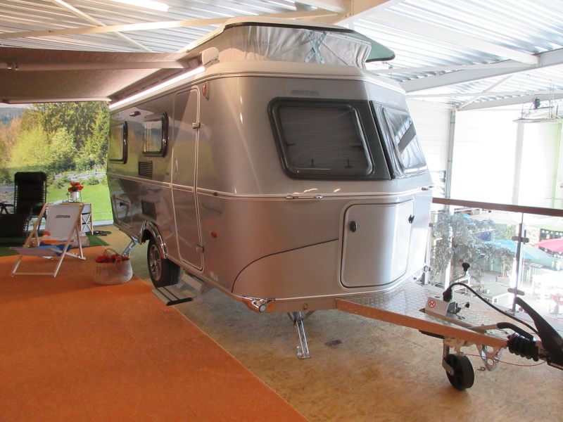 Eriba Touring Silver Editie 542 210 BREED/ENKELE BEDDEN!!  foto: 17