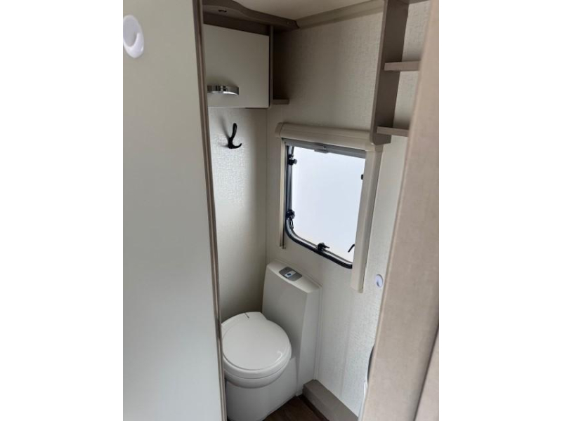 Swift Mondial 370 SE mover unico verona luifel  foto: 15