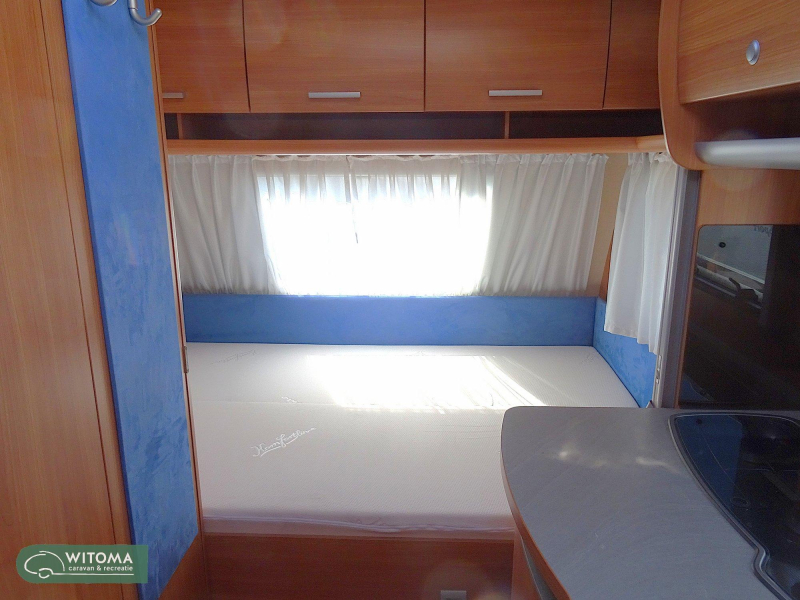 Knaus Sport 420 mover + voortent  foto: 5
