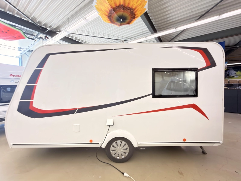 Sterckeman Easy Comfort 390 CP +mover+hordeur+1200kg 