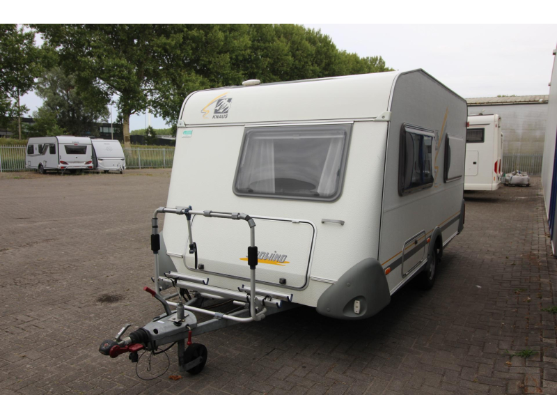 Knaus Sudwind 400 TS Mover, Voortent, 