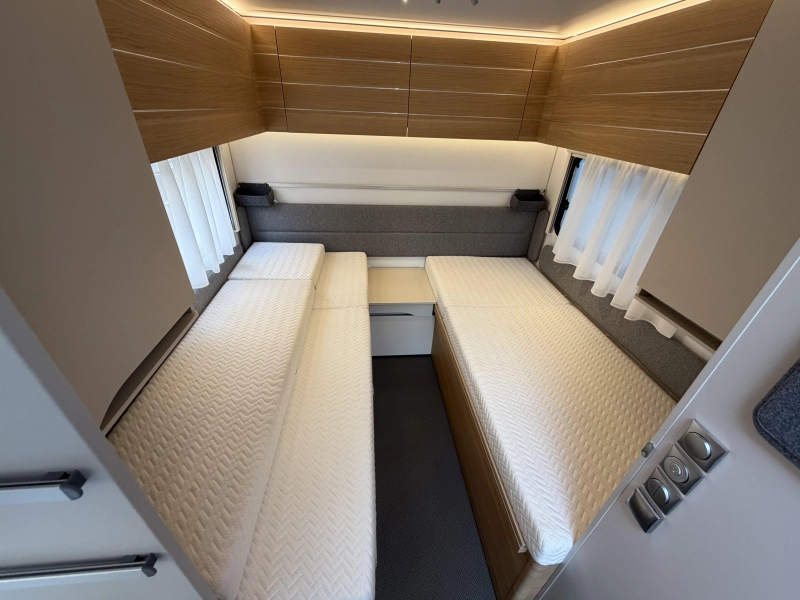 Adria Adora 542 UL Zeer compleet  foto: 13