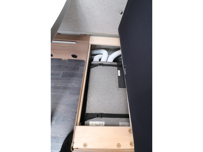 Knaus Sport E-Power Selection 420 QD Mover / Luifel / Airco  foto: 9