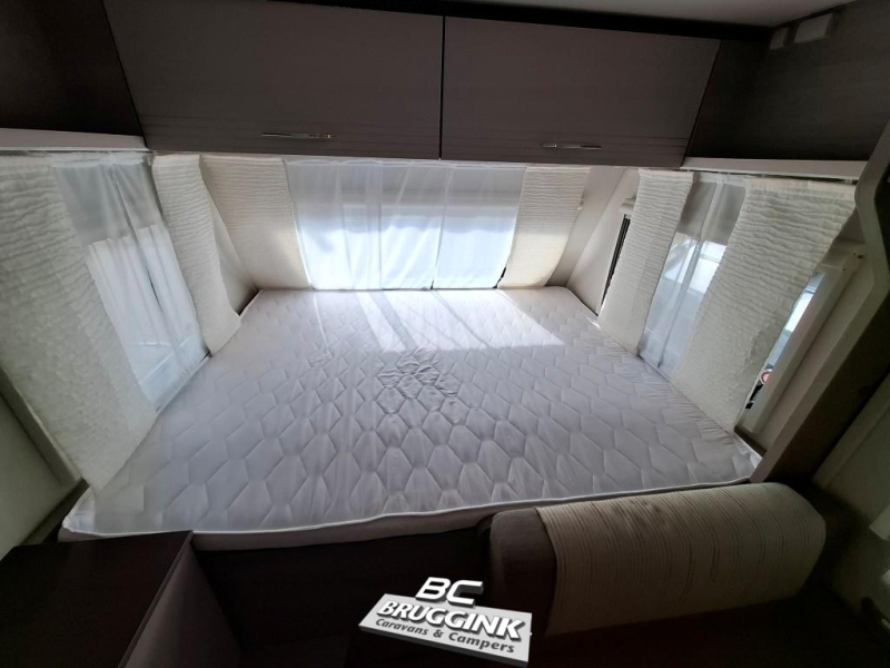 Bürstner Premio Life 425 TS Dwars Bed MOVER LUIFEL  foto: 7