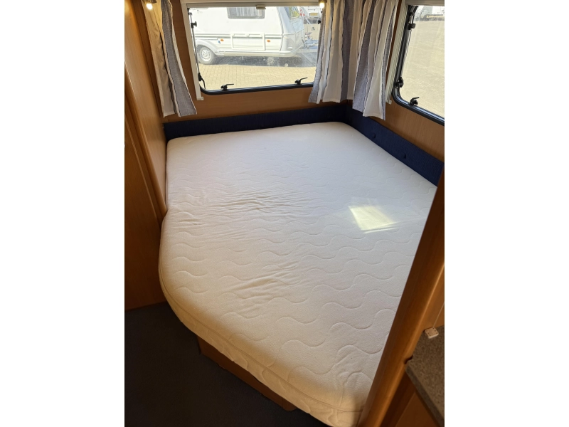 Dethleffs Lifestyle 500 DB FRANSBED RONDZIT TENT TOP  foto: 8