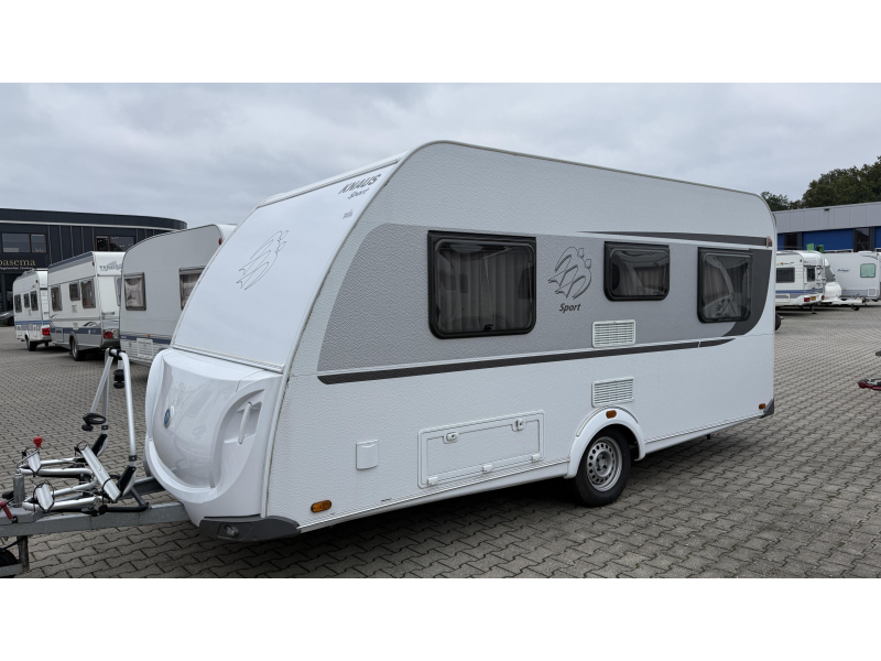 Knaus Sport 450 FU frans bed rondzit toilet  foto: 14