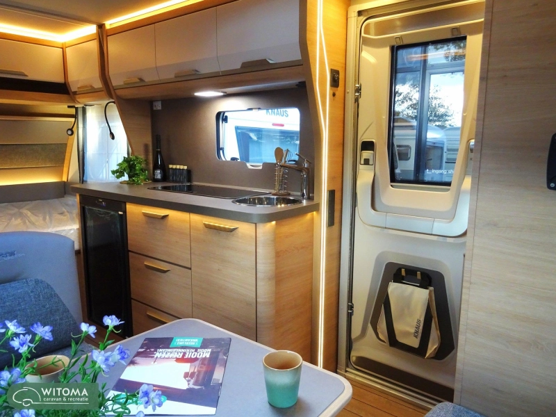 Knaus Sudwind Black Selection 420 QD 50 jaar Witoma voordeel! 