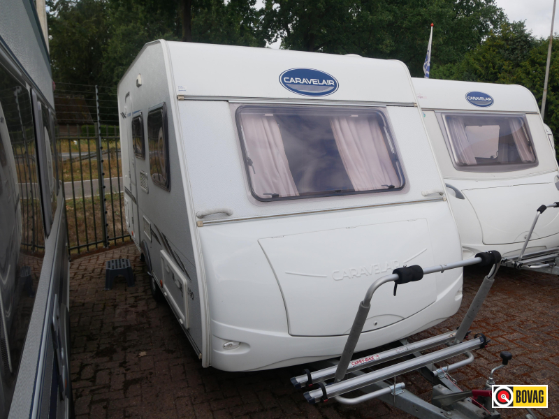 Caravelair Antares 390 Voortent, fietsenrek  foto: 0