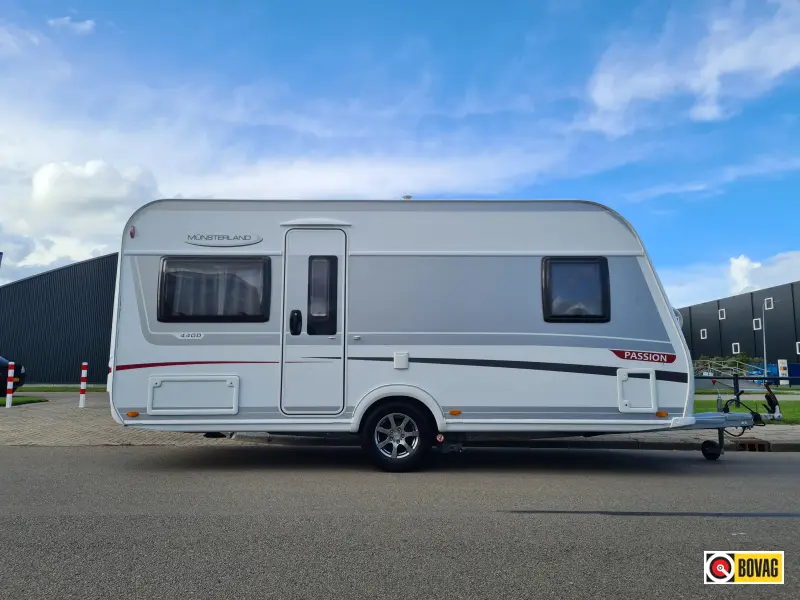 LMC Passion 440 D Voortent en mover  foto: 0