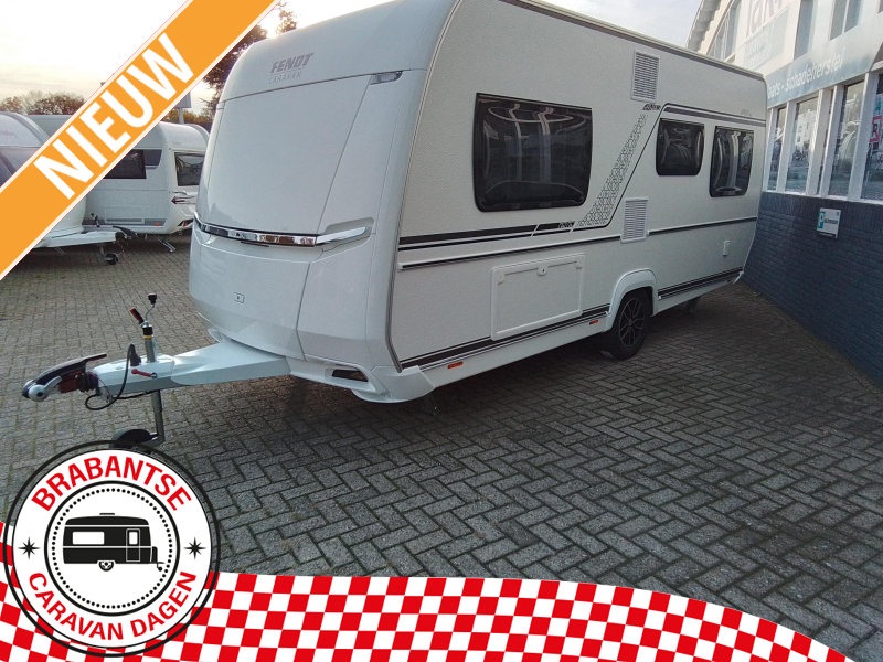 Fendt Apero 465 SFB middenkeuken en Frans bed 