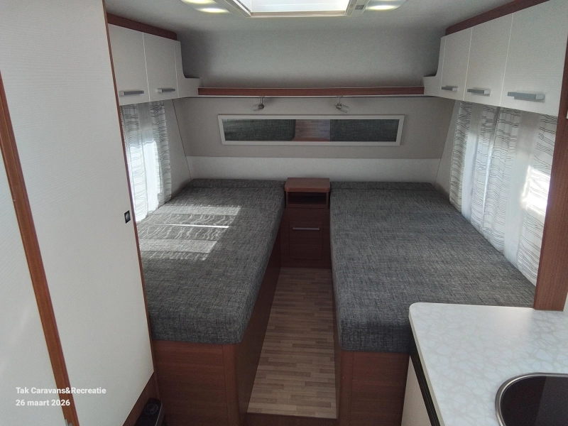 LMC Style 450 E 2 aparte bedden  foto: 5