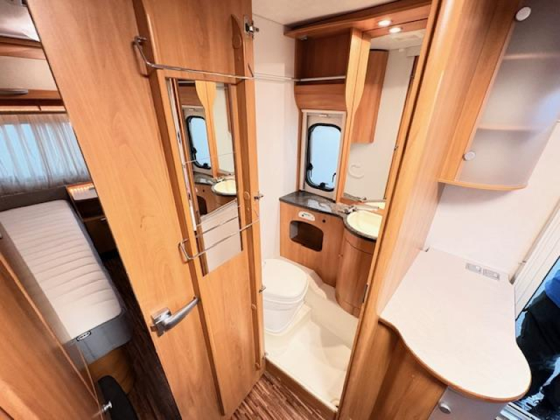 Eriba Nova GL 532 Mover - enkele bedden  foto: 7