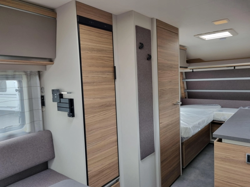 Dethleffs Nomad 460 EL First Edition  foto: 7