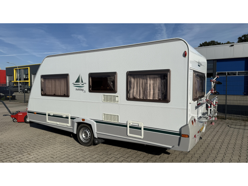Eifelland Holiday 465 TF frans bed rondzit toilet  foto: 13