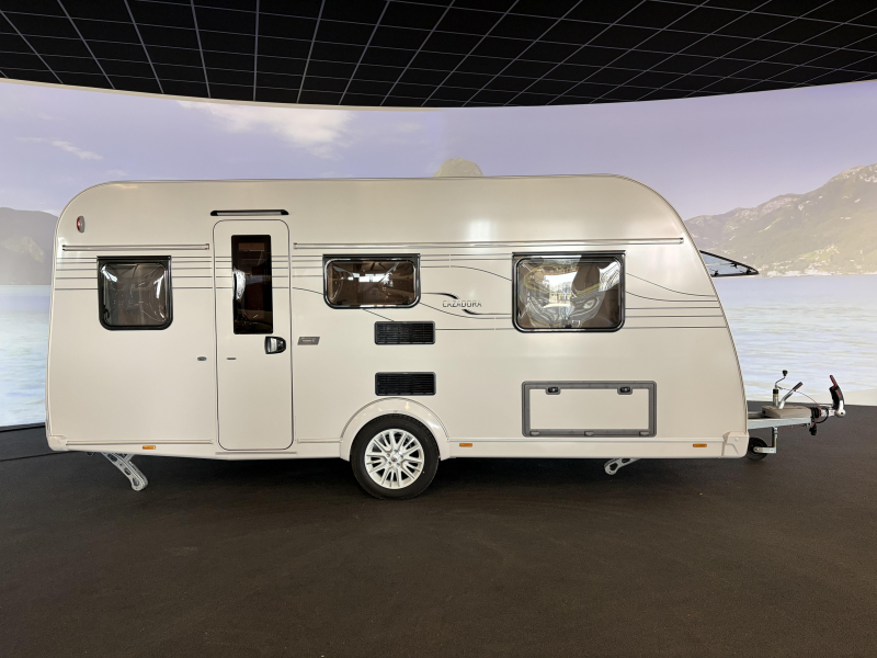 Tabbert Cazadora 460 E enkele bedden 