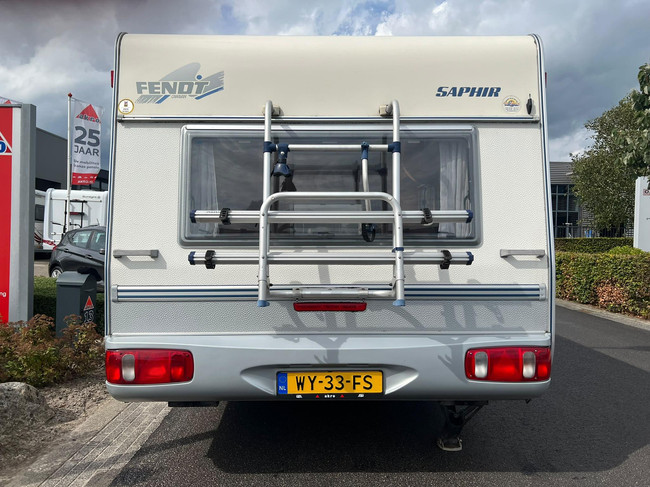 Fendt Saphir 470 | Fietsenrek | Rondzit | Vast bed | Voortent foto: 5