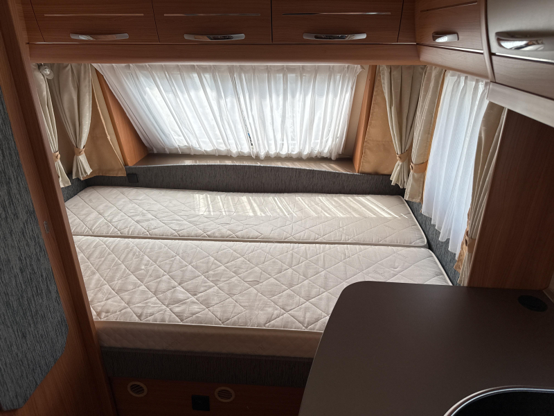 Hobby De Luxe 440 SF Airco/Mover/Voortent 